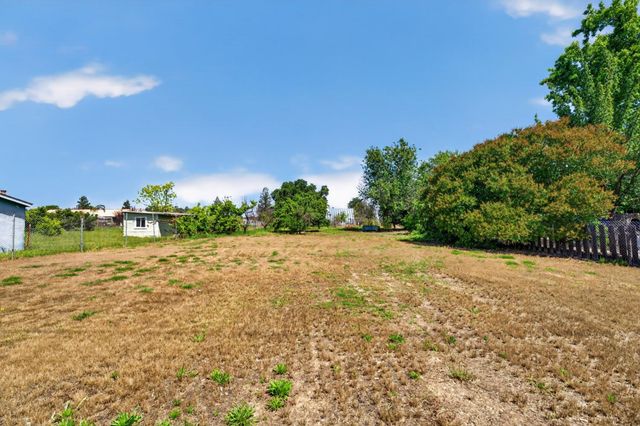 1139 Main Ave, Sacramento, CA 95838