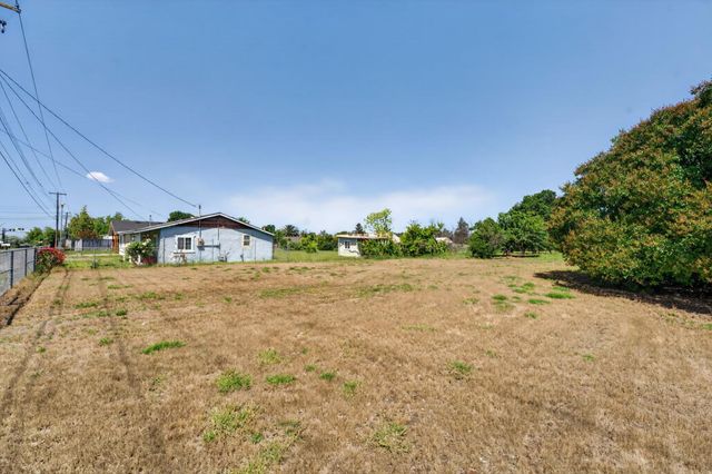 1139 Main Ave, Sacramento, CA 95838