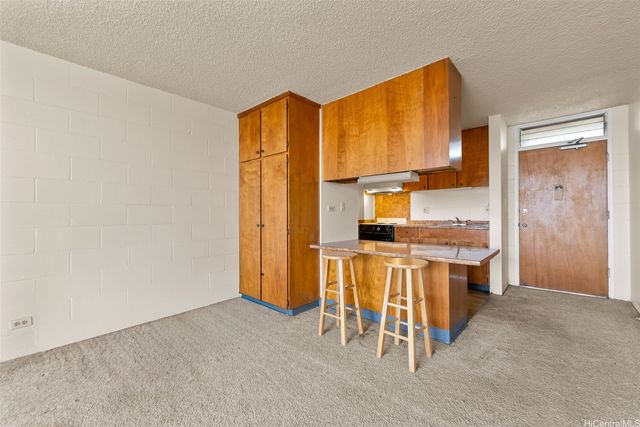 906 Lehua Avenue B405, Pearl City, HI 96782