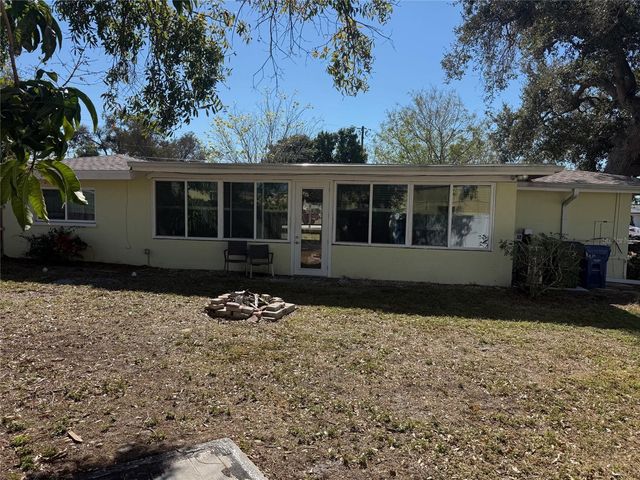 2725 TERRY LANE, Sarasota, FL 34231