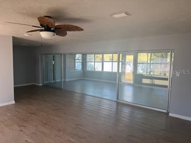 2725 TERRY LANE, Sarasota, FL 34231