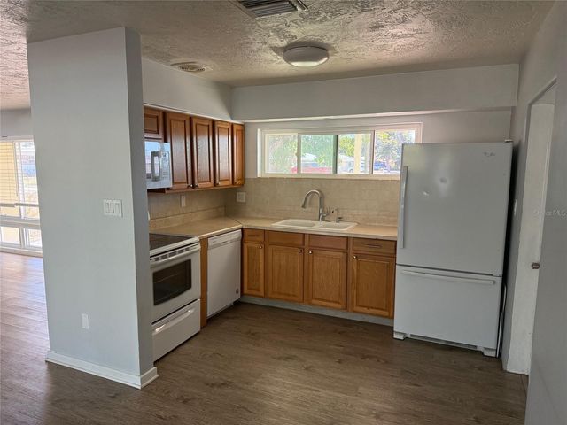 2725 TERRY LANE, Sarasota, FL 34231