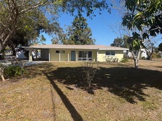 2725 TERRY LANE, Sarasota, FL 34231