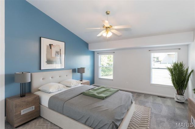 619 Green Tree Meadows Drive, Lake St Louis, MO 63367