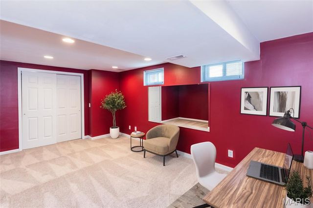 619 Green Tree Meadows Drive, Lake St Louis, MO 63367
