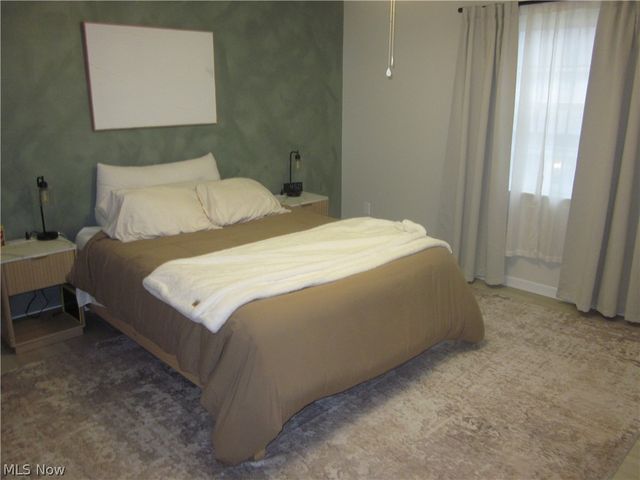 19704 Lorain Road 43, Fairview Park, OH 44126