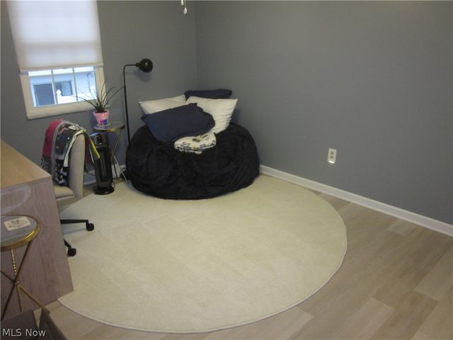 19704 Lorain Road 43, Fairview Park, OH 44126