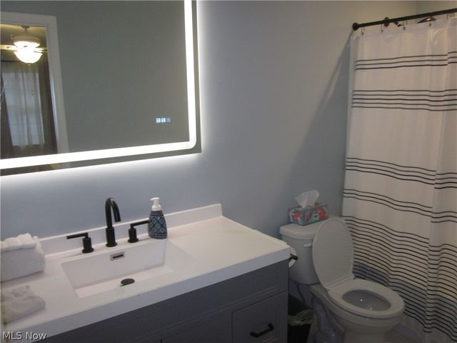 19704 Lorain Road 43, Fairview Park, OH 44126