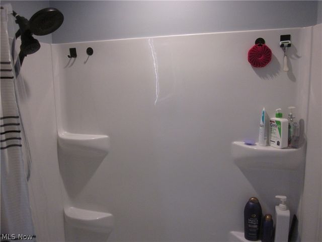 19704 Lorain Road 43, Fairview Park, OH 44126