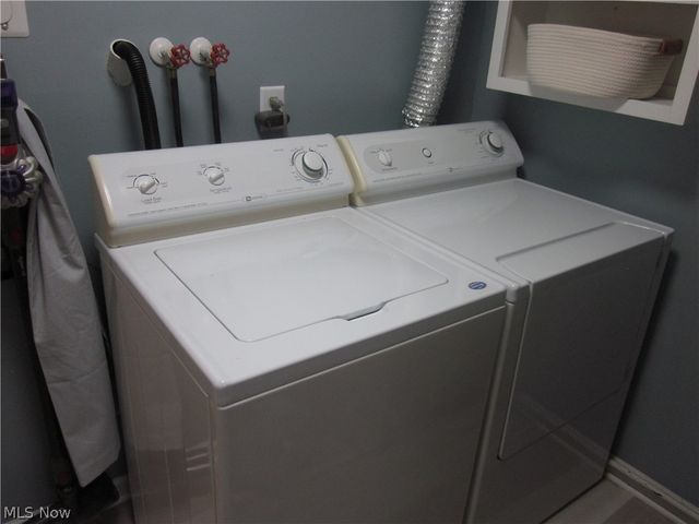 19704 Lorain Road 43, Fairview Park, OH 44126