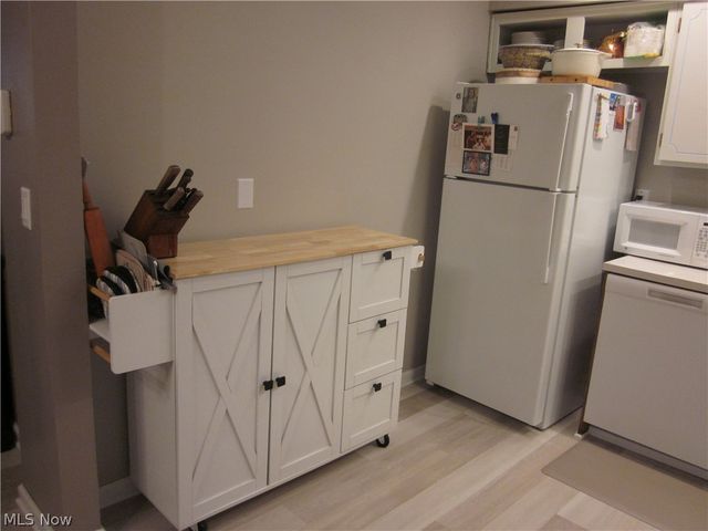 19704 Lorain Road 43, Fairview Park, OH 44126