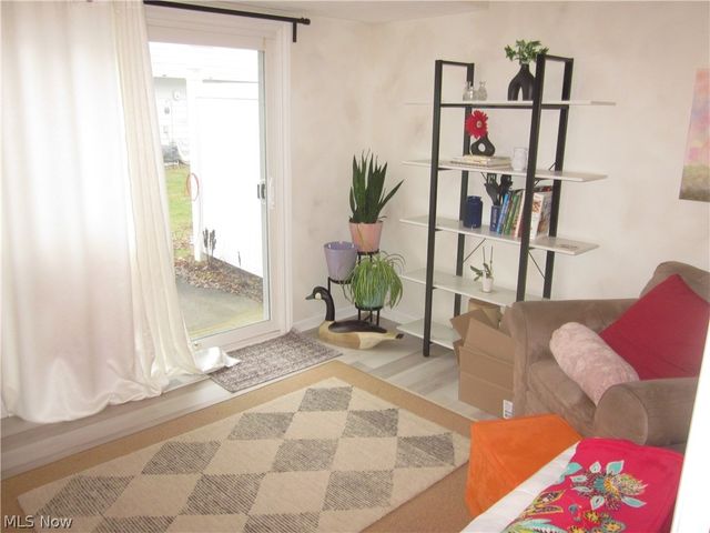 19704 Lorain Road 43, Fairview Park, OH 44126