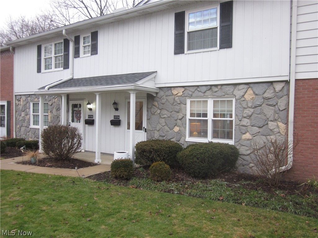 19704 Lorain Road 43, Fairview Park, OH 44126