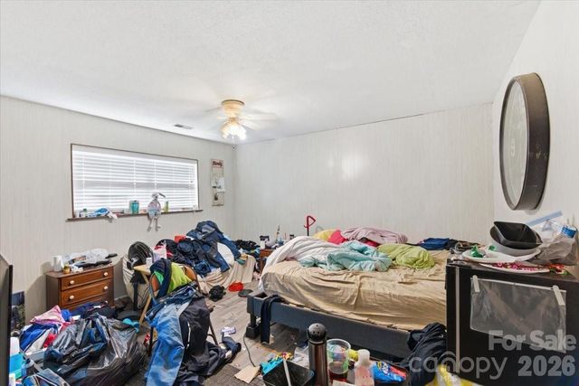 6112 Coltswood Court, Charlotte, NC 28211