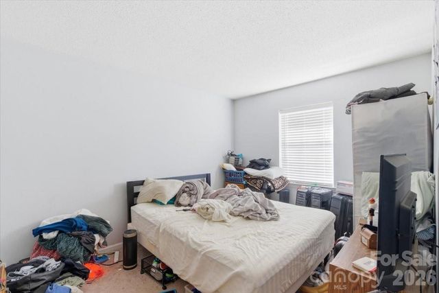 6112 Coltswood Court, Charlotte, NC 28211