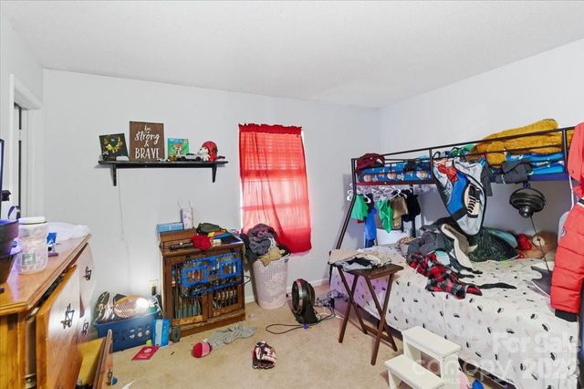 6112 Coltswood Court, Charlotte, NC 28211