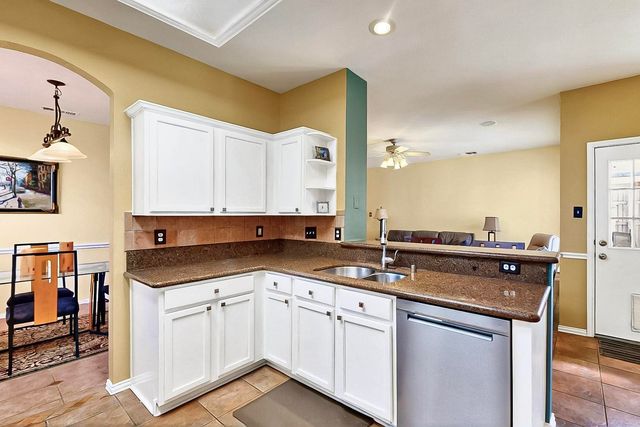 4533 Crooked Ridge Drive, The Colony, TX 75056