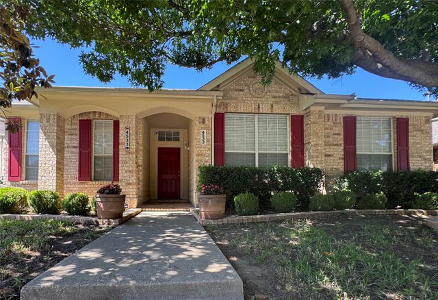 4533 Crooked Ridge Drive, The Colony, TX 75056