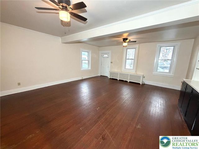 416 Carlton Avenue, Bethlehem City, PA 18015