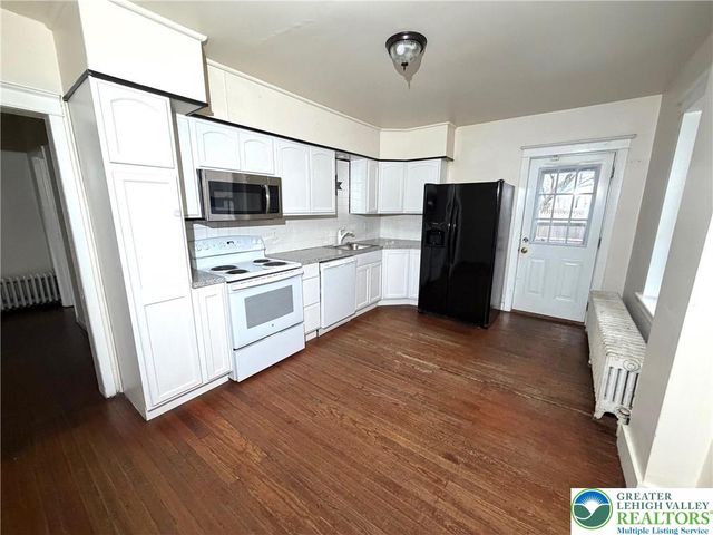 416 Carlton Avenue, Bethlehem City, PA 18015