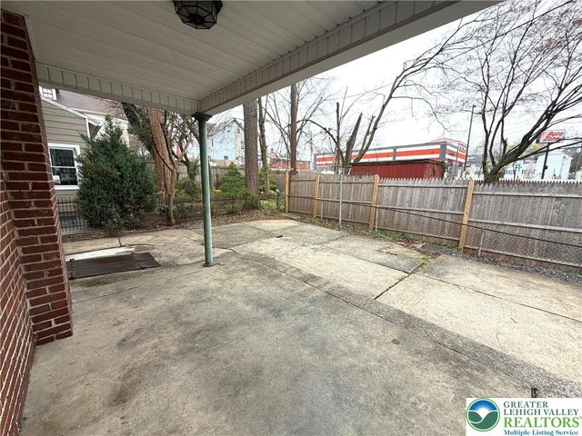 416 Carlton Avenue, Bethlehem City, PA 18015