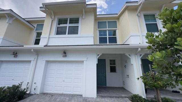 619 Parsons Way, Deerfield Beach, FL 33442