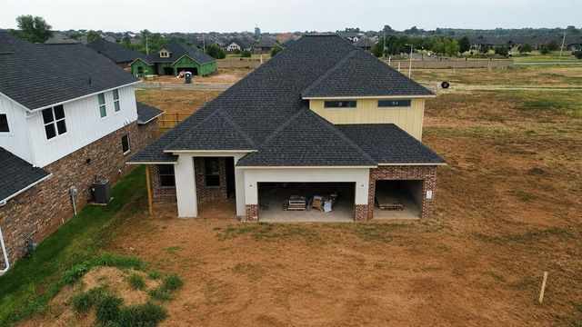 16112 Navarra Way, Oklahoma City, OK 73170