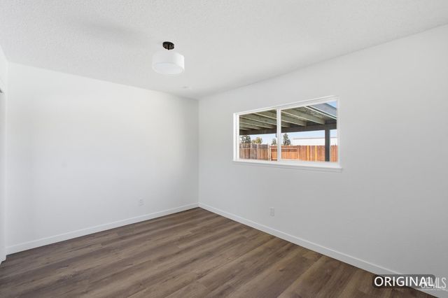 4501 Adidas Court, Bakersfield, CA 93313