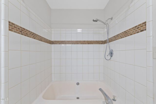 100 Culcross Court, Cary, NC 27513