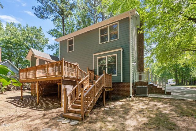 100 Culcross Court, Cary, NC 27513