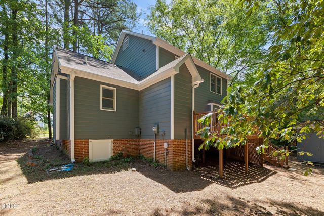 100 Culcross Court, Cary, NC 27513