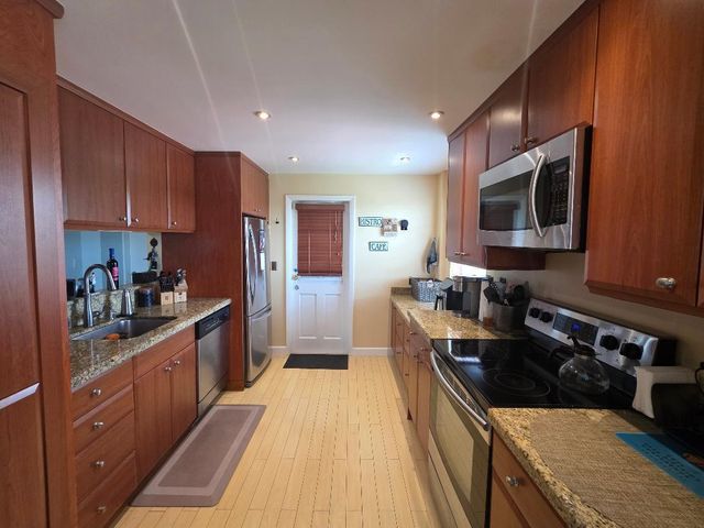 9101 W Sample Road W 501, Coral Springs, FL 33065