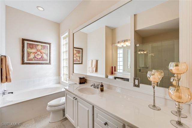 7013 Leopardi CT, Naples, FL 34114