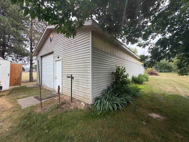 6496 E Carpenter Road, Genesee Twp, MI 48506