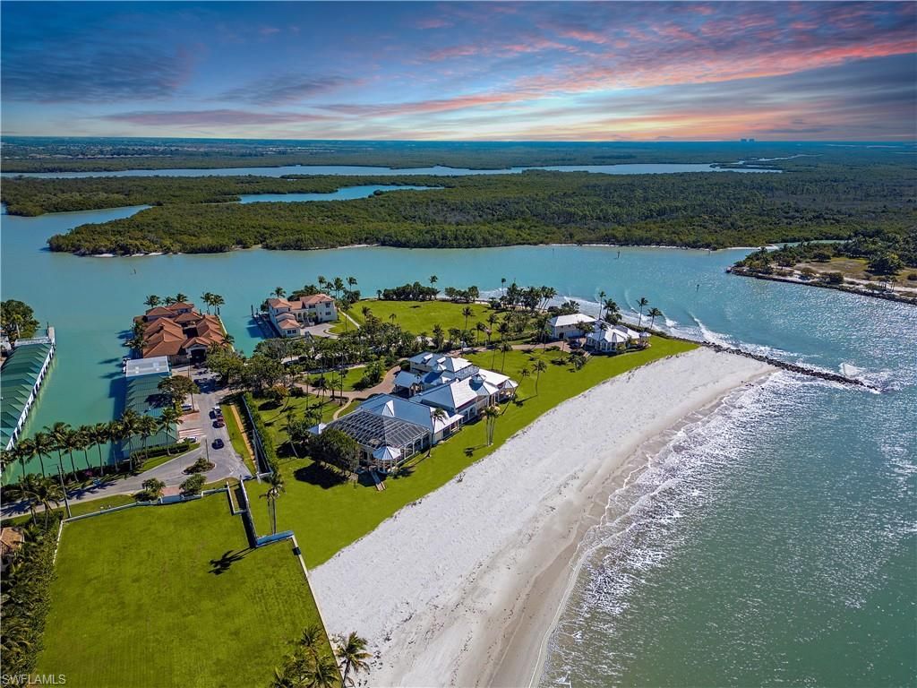 100 & 104 Bay RD, NAPLES, FL 34102 — photo 3
