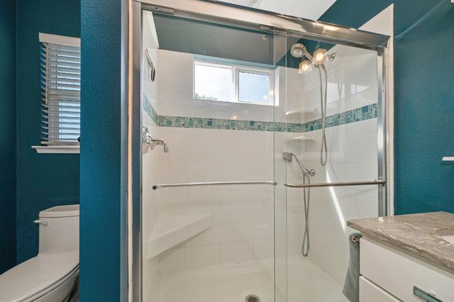 1228 F St, Sacramento, CA 95814