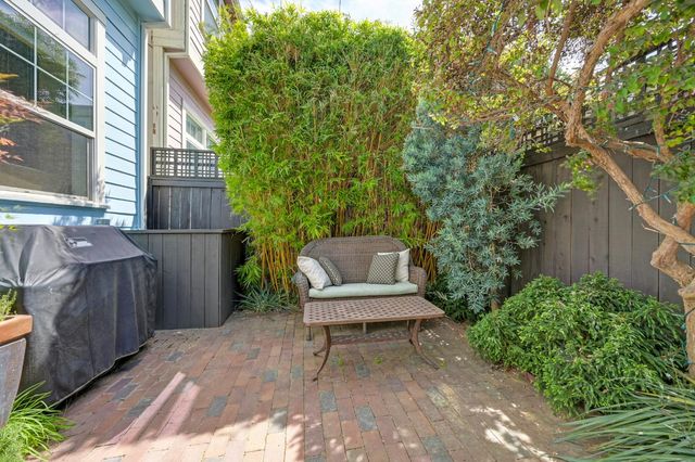 1228 F St, Sacramento, CA 95814