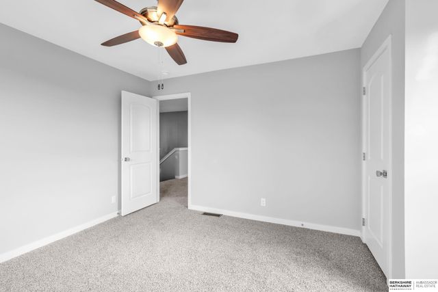 11007 S 104th Avenue, Papillion, NE 68046