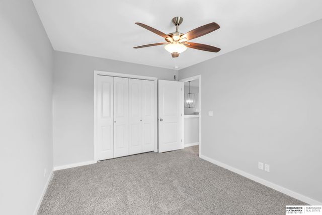 11007 S 104th Avenue, Papillion, NE 68046