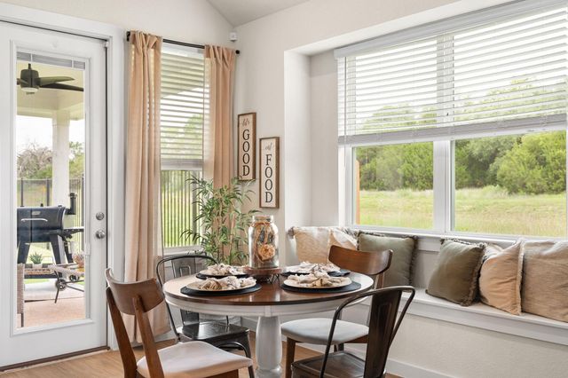 521 Crossvine TRL, Georgetown, TX 78628