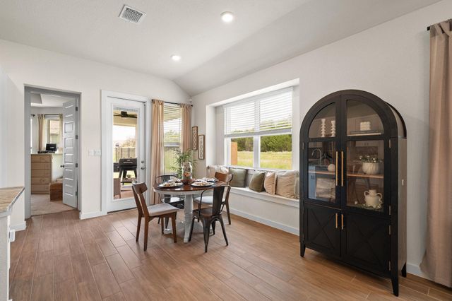 521 Crossvine TRL, Georgetown, TX 78628