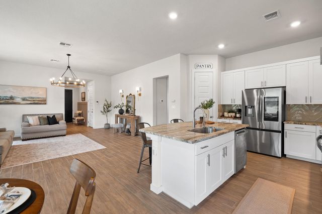521 Crossvine TRL, Georgetown, TX 78628