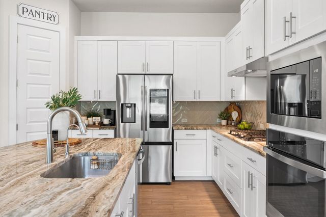521 Crossvine TRL, Georgetown, TX 78628