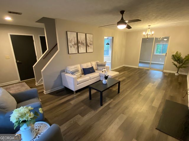 2675 Wildflower Lane, Snellville, GA 30039