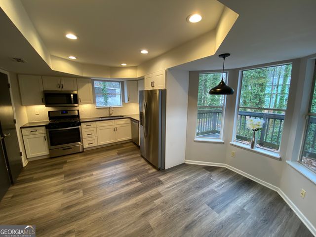 2675 Wildflower Lane, Snellville, GA 30039