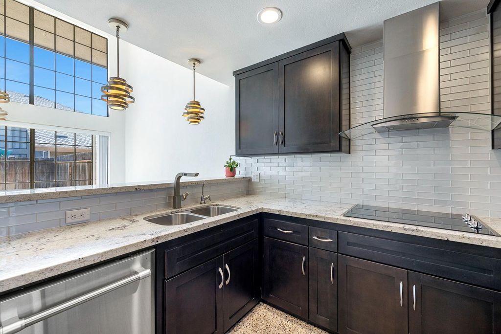 Image 11 of property listing at 315 E Nees Avenue # 148, Fresno, CA 93720