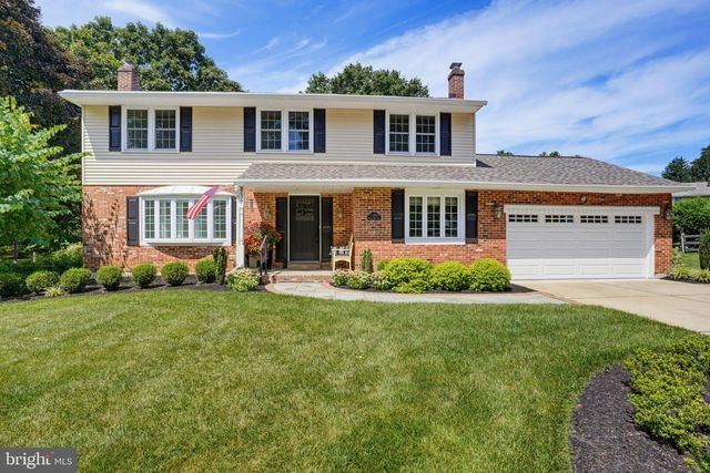 2301 BEACON HILL DR, Wilmington, DE 19810