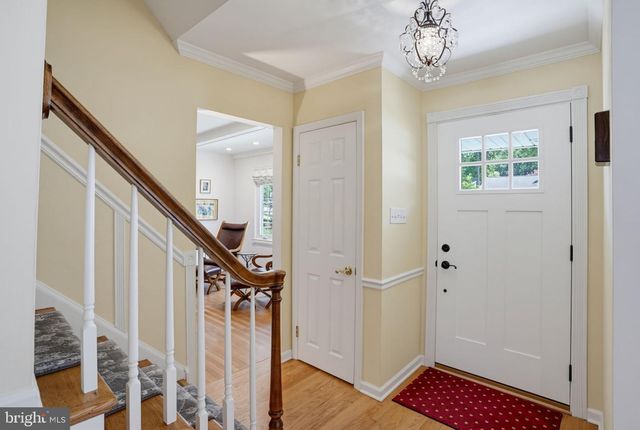 2301 BEACON HILL DR, Wilmington, DE 19810