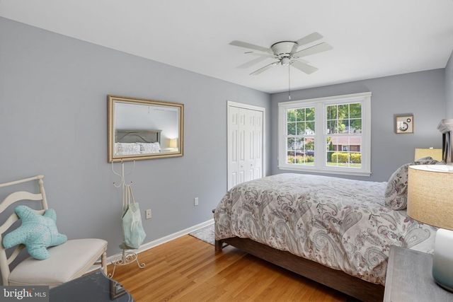 2301 BEACON HILL DR, Wilmington, DE 19810