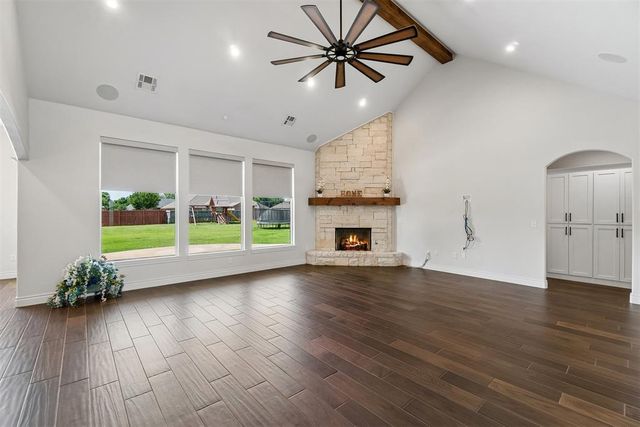 1324 W Harvard Way, Mustang, OK 73064